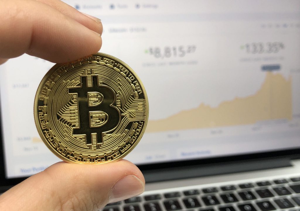 pexels-bitcoins-730557