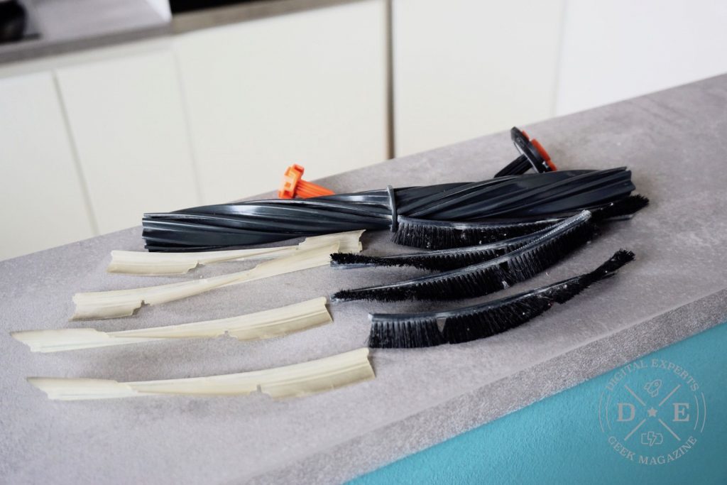 neato-buerste-einzelteile